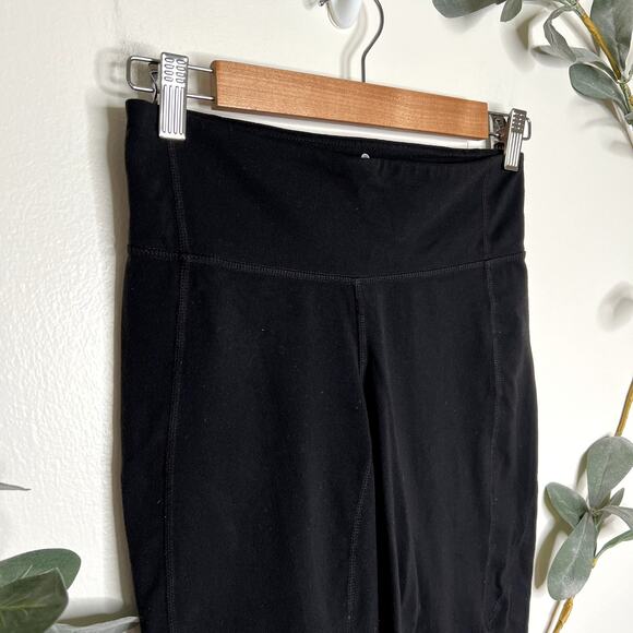 Athleta Black Cropped Leggings LAST CALL - Picture 2 of 6